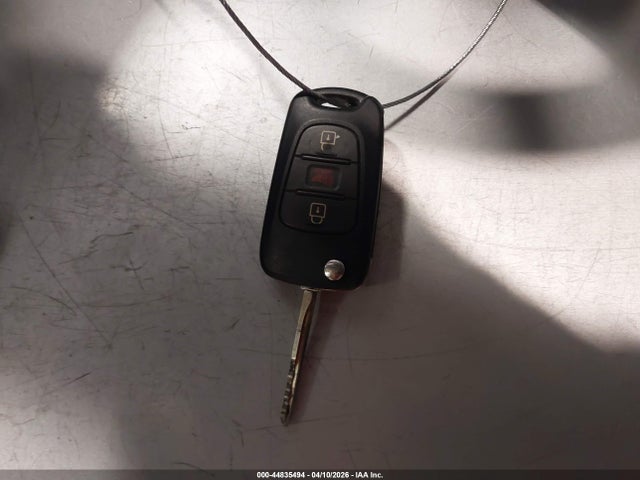 2012 KIA SOUL KNDJT2A52C7401210 Photo 10