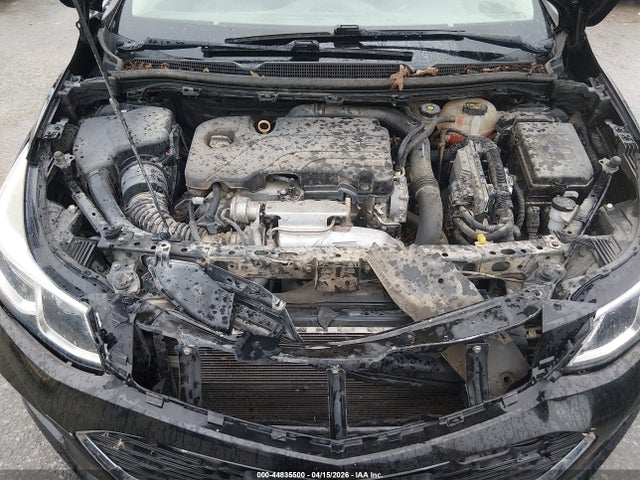 44835500 :رقم المزاد ، 1G1BC5SM6J7226851 vin ، 2018 Chevrolet Cruze Ls Auto مزاد بيع