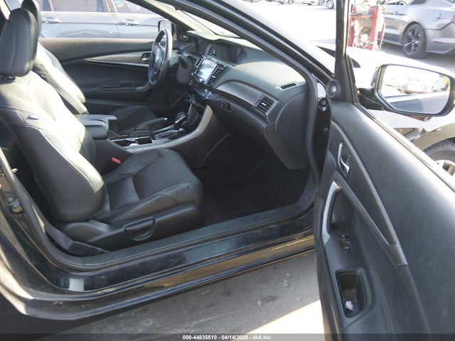 Aukcja sprzedaży 2017 Honda Accord Ex-l, vin: 1HGCT1B85HA006204, numer aukcji: 44835510