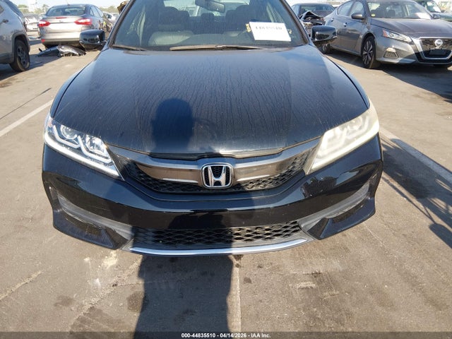 Aukcja sprzedaży 2017 Honda Accord Ex-l, vin: 1HGCT1B85HA006204, numer aukcji: 44835510