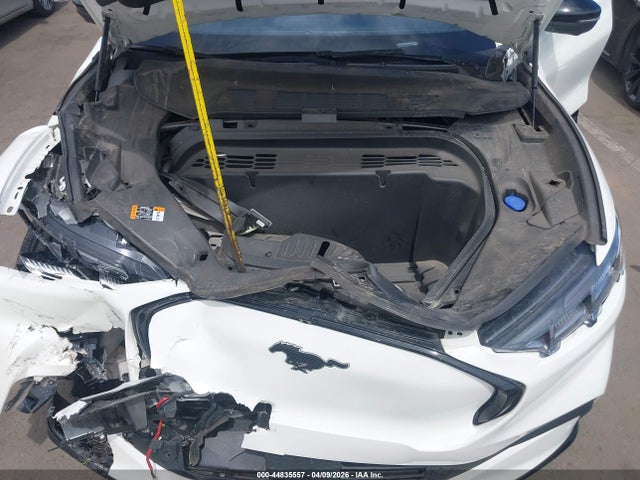 2024 Ford Mustang Mach-e Premium მანქანა იყიდება აუქციონზე, vin: 3FMTK3SU8RMA27414, აუქციონის ნომერი: 44835557