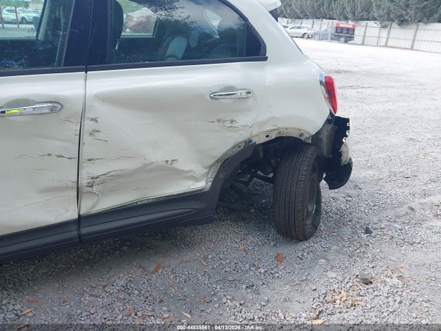 44835561 :رقم المزاد ، ZFBCFXAT0GP392138 vin ، 2016 Fiat 500x Pop مزاد بيع