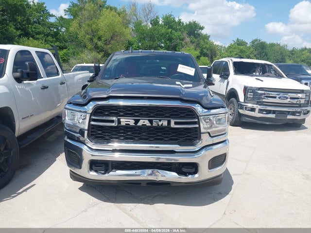 Продаж на аукціоні авто 2021 Ram 3500 Tradesman  4x2 8' Box, vin: 3C63RPGLXMG671650, номер лоту: 44835584