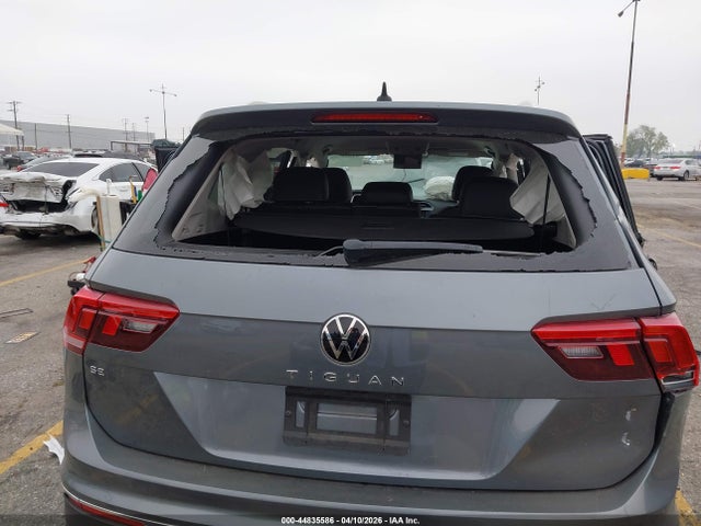 3VV3B7AX5NM157766 Volkswagen Tiguan 2.0t Se