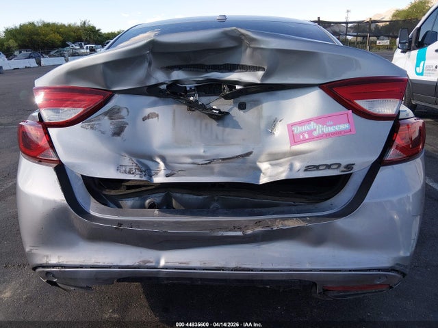 44835600 :رقم المزاد ، 1C3CCCBBXFN609293 vin ، 2015 Chrysler 200 S مزاد بيع
