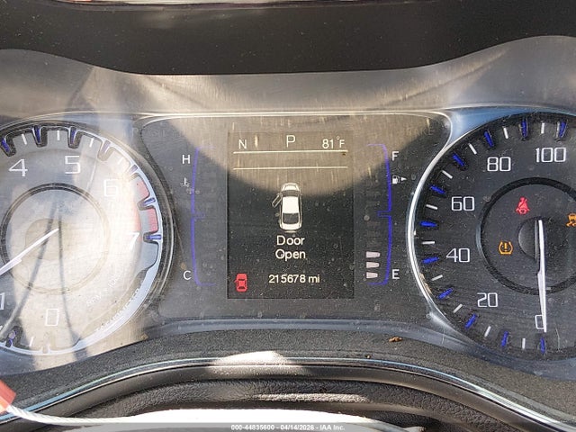 44835600 :رقم المزاد ، 1C3CCCBBXFN609293 vin ، 2015 Chrysler 200 S مزاد بيع