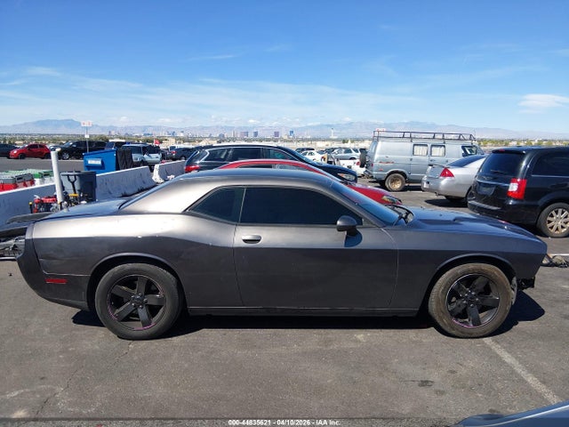 44835621 :رقم المزاد ، 2C3CDYAG6EH298296 vin ، 2014 Dodge Challenger Sxt مزاد بيع