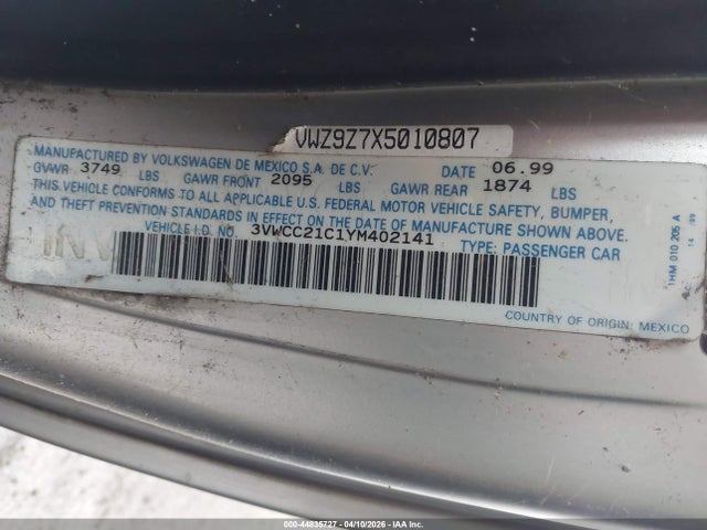 2000 Volkswagen New Beetle Gls მანქანა იყიდება აუქციონზე, vin: 3VWCC21C1YM402141, აუქციონის ნომერი: 44835727