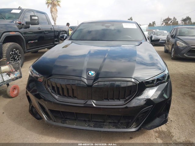 BMW 530I 2026 WBA43FJ0XTCV35508 Image 13