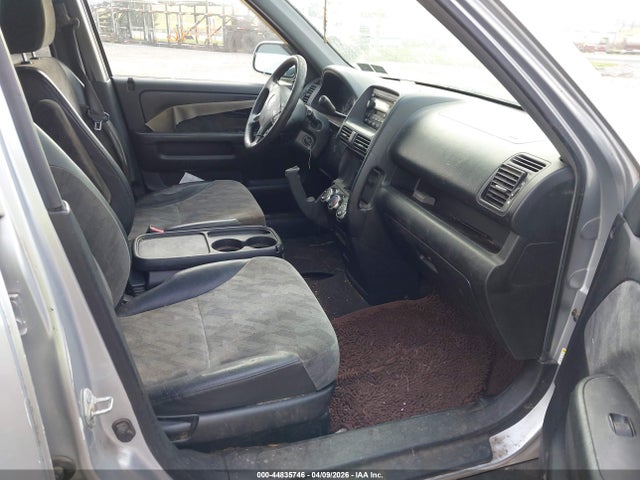 2002 HONDA CR-V JHLRD788X2C018329 Photo 4