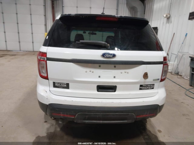 Ford Utility Police Interceptor 2014 1FM5K8AR8EGB74775 Image 16