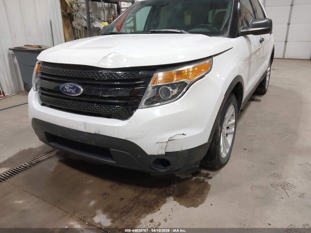 Ford Utility Police Interceptor 2014 1FM5K8AR8EGB74775 Image 6