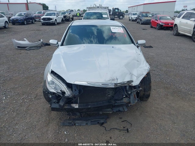 44835778 :رقم المزاد ، 1C3CCBAB8CN155536 vin ، 2012 Chrysler 200 Lx مزاد بيع