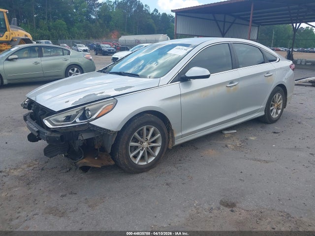 44835788 :رقم المزاد ، 5NPE24AF0JH614447 vin ، 2018 Hyundai Sonata Se مزاد بيع