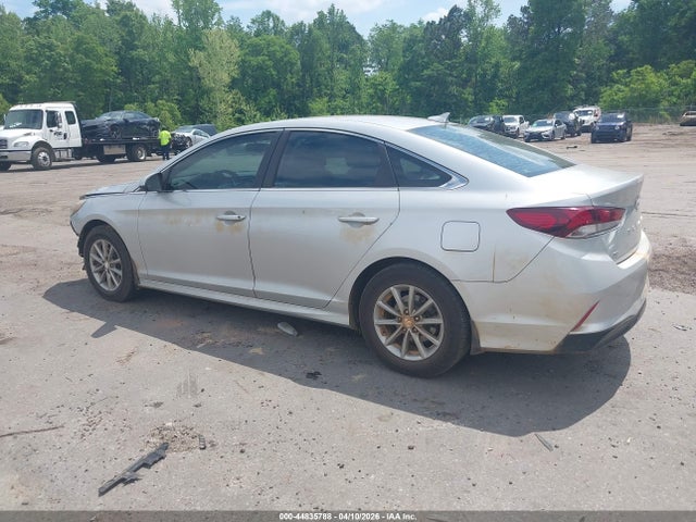 44835788 :رقم المزاد ، 5NPE24AF0JH614447 vin ، 2018 Hyundai Sonata Se مزاد بيع