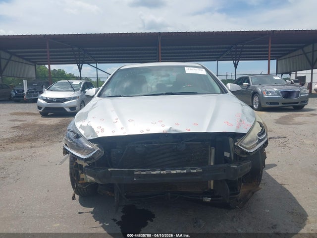 44835788 :رقم المزاد ، 5NPE24AF0JH614447 vin ، 2018 Hyundai Sonata Se مزاد بيع