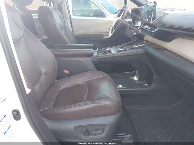 Toyota Sienna Platinum 2022 5TDESKFC0NS056389 Image 5
