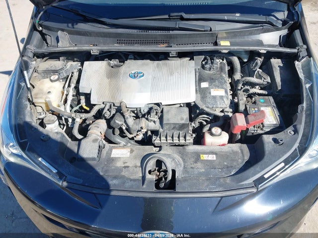 JTDKBRFU0J3070955 Toyota Prius Two