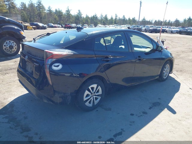 JTDKBRFU0J3070955 Toyota Prius Two