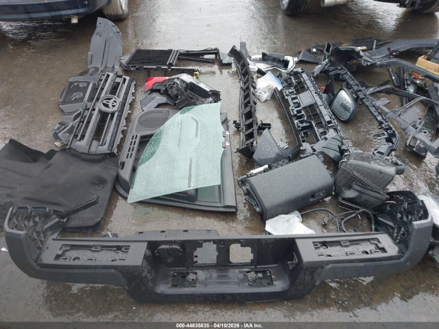 Продажа на аукционе авто 2025 Toyota Tacoma Sr5, vin: 3TMLB5JN3SM154801, номер лота: 44835835