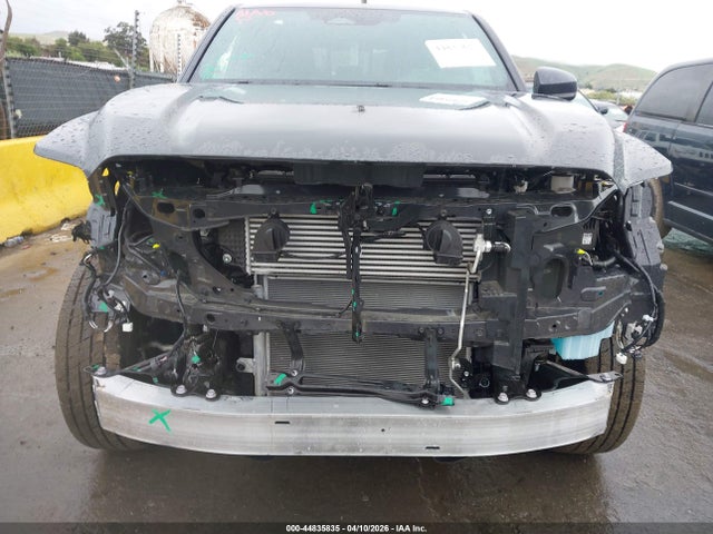 Продажа на аукционе авто 2025 Toyota Tacoma Sr5, vin: 3TMLB5JN3SM154801, номер лота: 44835835