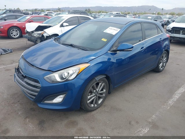 Hyundai ELANTRA GT 2016 KMHD35LHXGU293170 Image 2