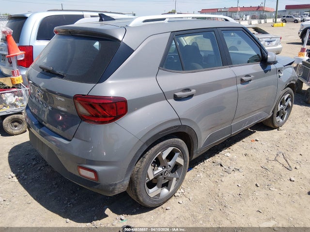 44835857 :رقم المزاد ، KMHRC8A39NU150657 vin ، 2022 Hyundai Venue Sel مزاد بيع