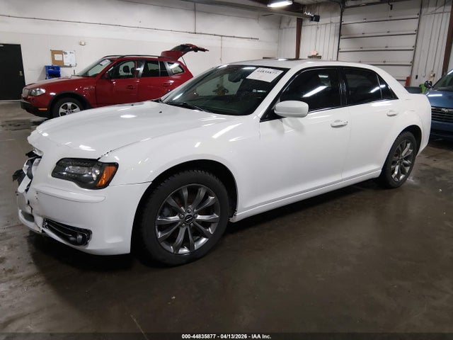 Продажа на аукционе авто 2014 Chrysler 300 300s, vin: 2C3CCAGTXEH297439, номер лота: 44835877