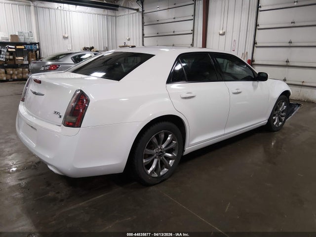 Продажа на аукционе авто 2014 Chrysler 300 300s, vin: 2C3CCAGTXEH297439, номер лота: 44835877