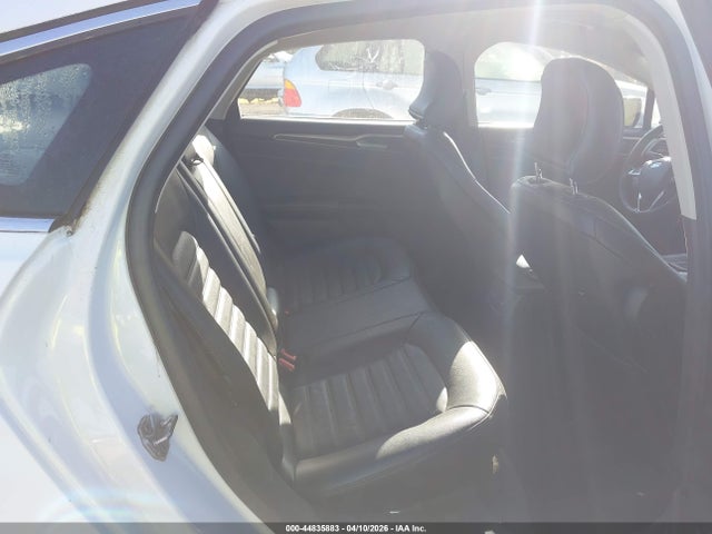 44835883 :رقم المزاد ، 3FA6P0H93GR226770 vin ، 2016 Ford Fusion Se مزاد بيع