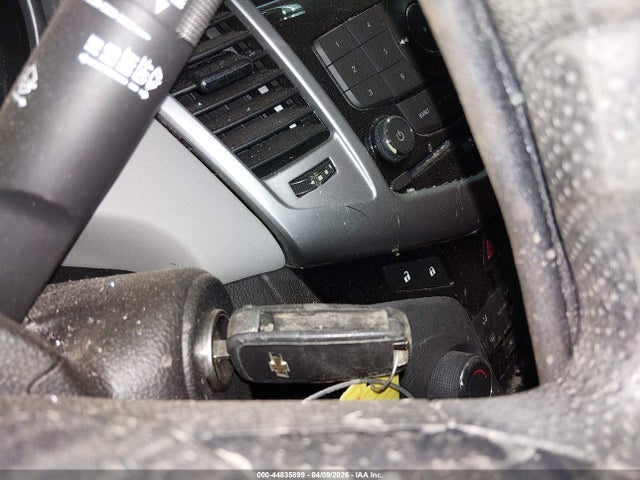 1G1PA5SH5E7435650 Chevrolet Cruze Ls Auto