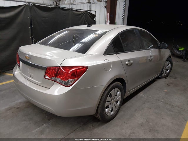 1G1PA5SH5E7435650 Chevrolet Cruze Ls Auto