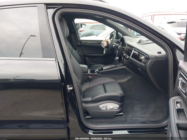WP1AA2A56SLB04435 Porsche Macan T
