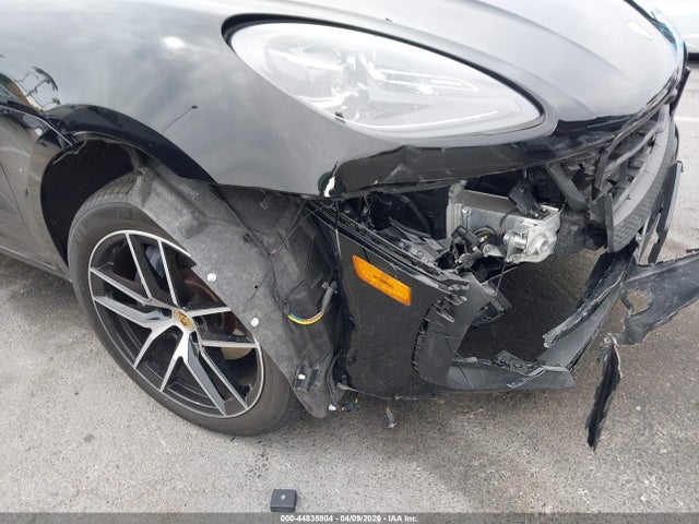 WP1AA2A56SLB04435 Porsche Macan T