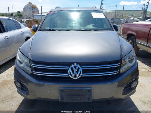 2012 Volkswagen Tiguan Se მანქანა იყიდება აუქციონზე, vin: WVGAV7AXXCW000093, აუქციონის ნომერი: 44835950