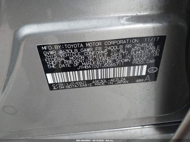 Lexus IS 300 2018 JTHBA1D21J5065711 Image 9