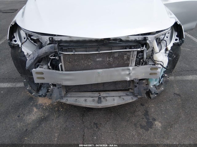 1G1ZD5ST0LF071256 Chevrolet Malibu Fwd Lt