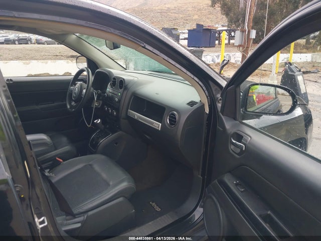 2015 JEEP COMPASS 1C4NJCBA2FD398484 Photo 4