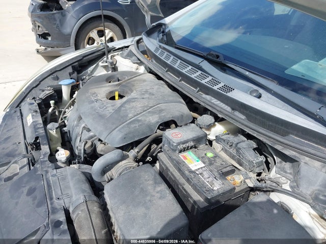 Hyundai ELANTRA SE 2016 5NPDH4AEXGH698884 Image 10