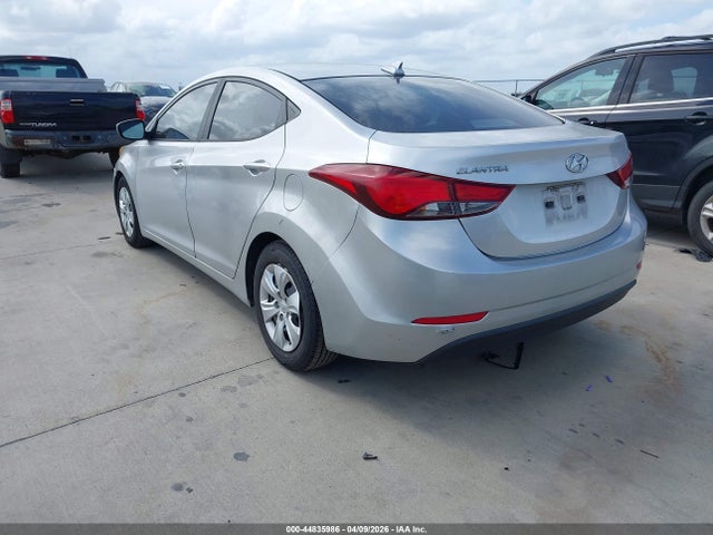 Hyundai ELANTRA SE 2016 5NPDH4AEXGH698884 Image 3