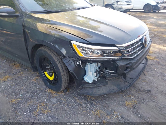Продаж на аукціоні авто 2018 Volkswagen Passat, vin: 1VWAA7A35JC006036, номер лоту: 44835995