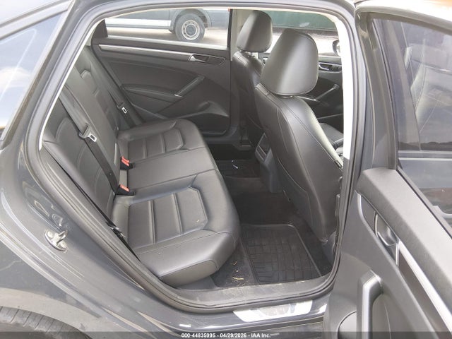 Продаж на аукціоні авто 2018 Volkswagen Passat, vin: 1VWAA7A35JC006036, номер лоту: 44835995