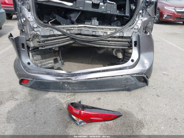 Toyota Highlander Le 2022 5TDZZRAHXNS098321 Image 12