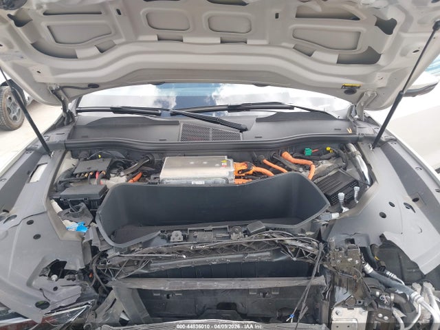 2022 Audi E-tron Premium Plus Quattro მანქანა იყიდება აუქციონზე, vin: WA1LAAGE7NB009110, აუქციონის ნომერი: 44836010