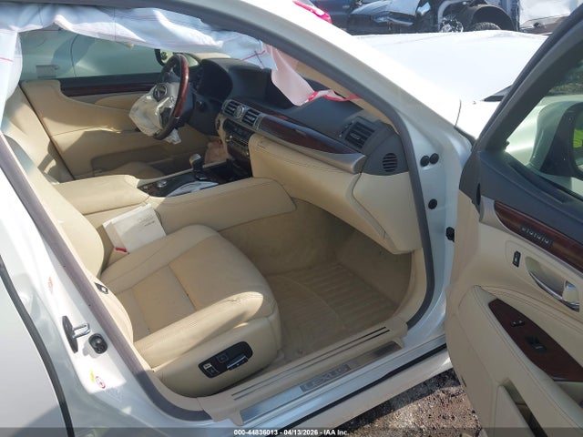 2017 Lexus Ls 460 L მანქანა იყიდება აუქციონზე, vin: JTHGL5EF1H5057725, აუქციონის ნომერი: 44836013