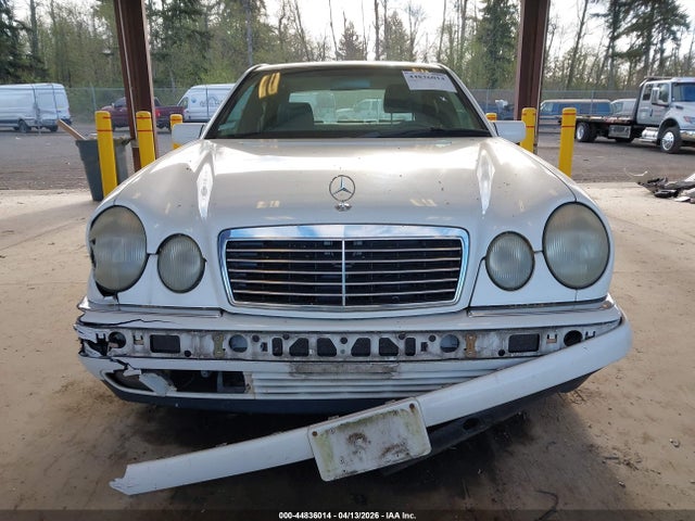 44836014 :رقم المزاد ، WDBJF65F3WA507172 vin ، 1998 Mercedes-benz E 320 مزاد بيع