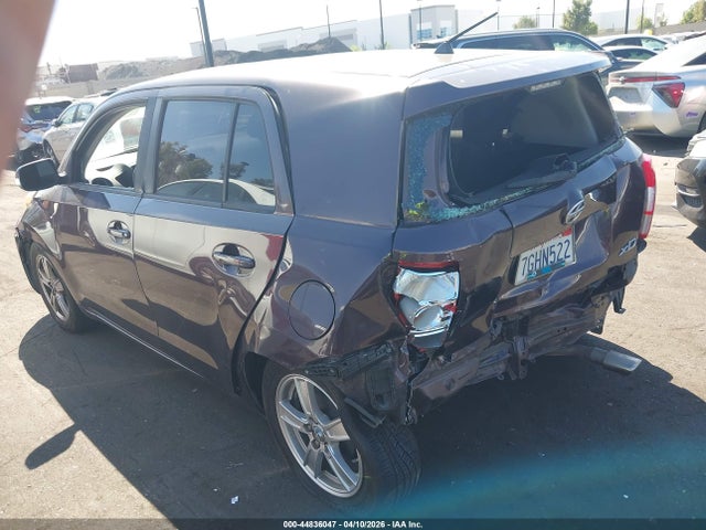 Scion XD 2014 JTKKUPB49E1044210 Image 3