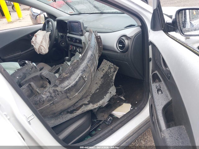 KM8K1CAA6MU644689 Hyundai Kona Se