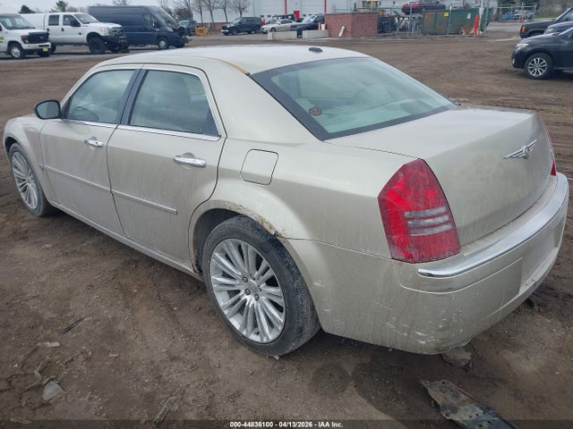2006 CHRYSLER 300C 2C3KA63H26H531395 Photo 2