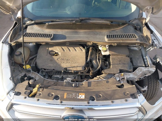 1FMCU0GD1HUA15052 Ford ESCAPE SE